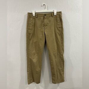 Men’s Dockers D1, tan flat front, size W33 x L30